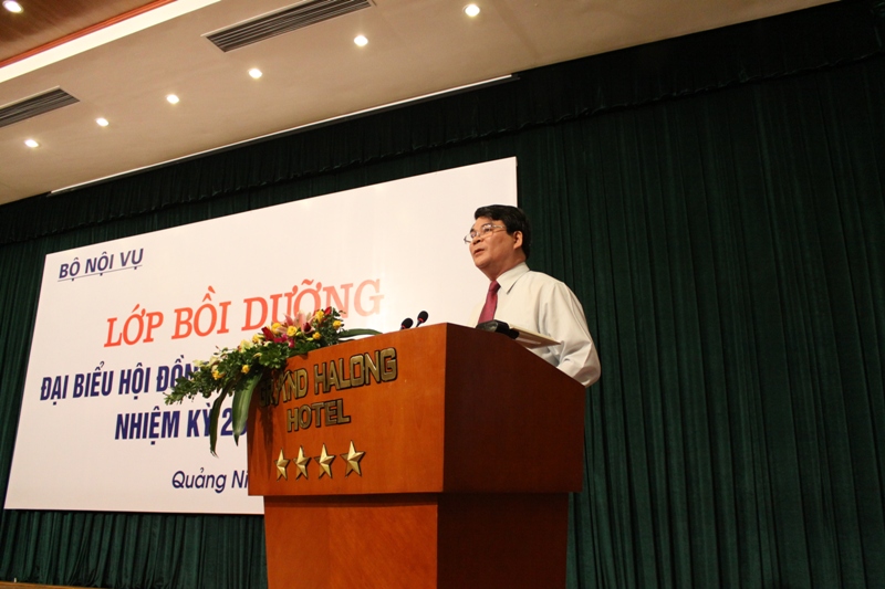 Khai mạc Lớp Bồi dưỡng đại biểu Hội đồng nhân dân cấp tỉnh nhiệm kỳ 2011 - 2016 tại Quảng Ninh